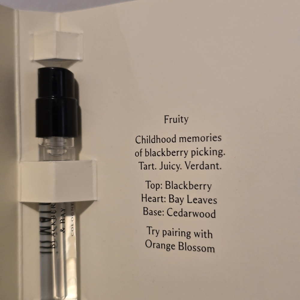 Jo Malone Blackberry & Bay Set- Cologne 1.5ml (Vial) And Body Lotion 15ml - Picture 3 of 6